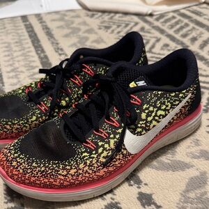 Nike Multicolor Flyknit Running Shoes - Black, Neon Pink, Yellow